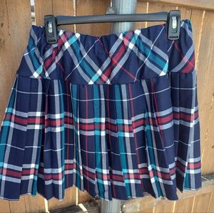 Cute pleated plaid school girl mini skirt